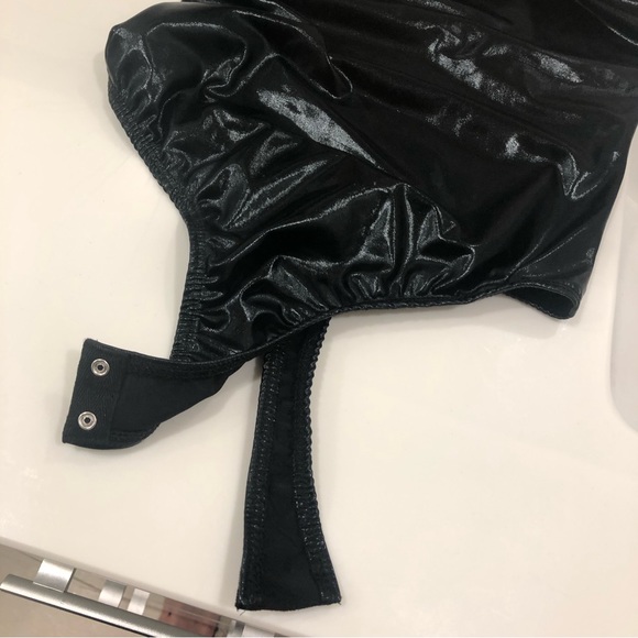 Body Contour Faux Leather High Neck Bodysuit - Picture 4 of 6